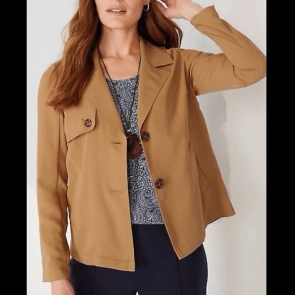 J. Jill. We Are Ever Collection Tan Lightweight Trench Blazer. Size Medium.